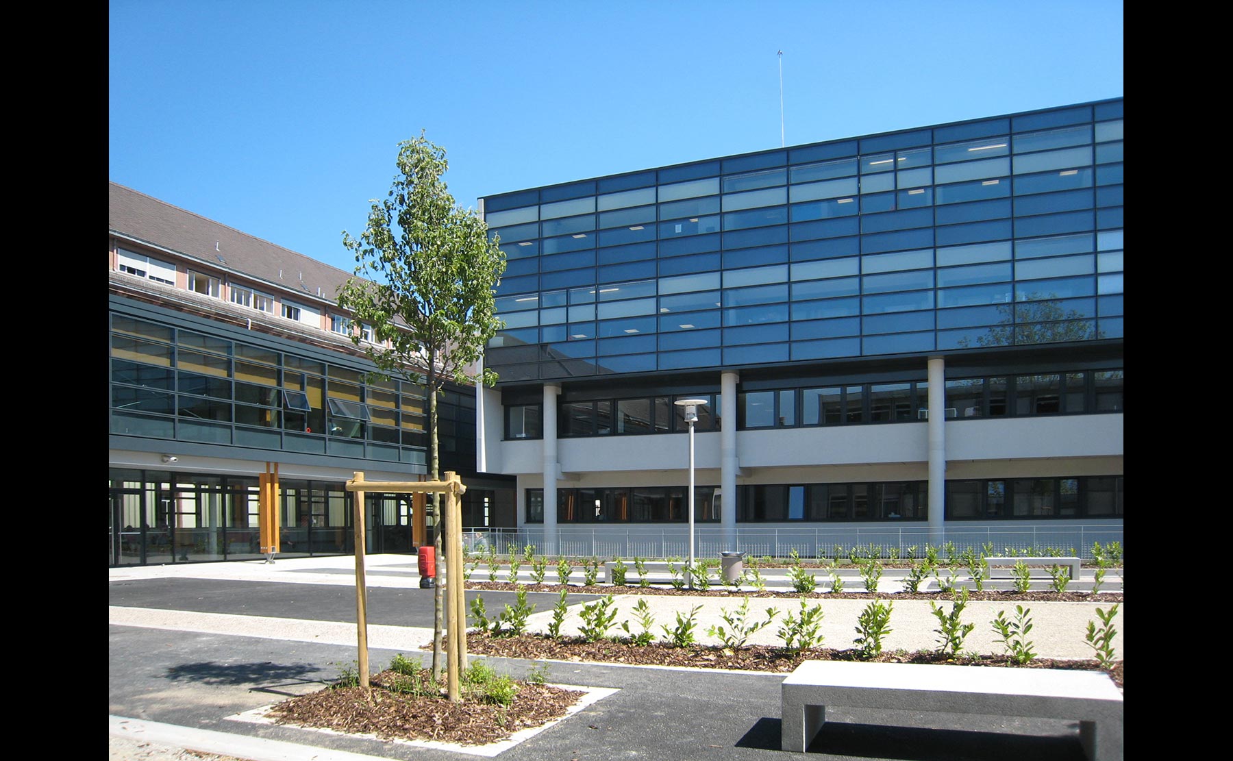  - Lycée Jean Rostand / Strasbourg